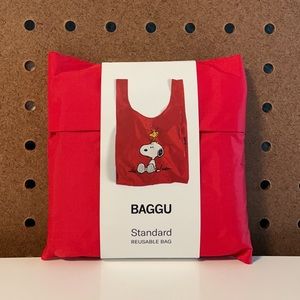 COPY - Limited snoopy baggus!